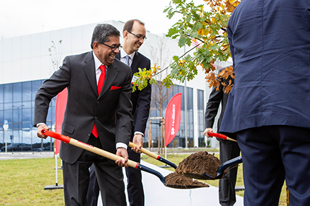 Lithuania-Grand-Opening2_450x300